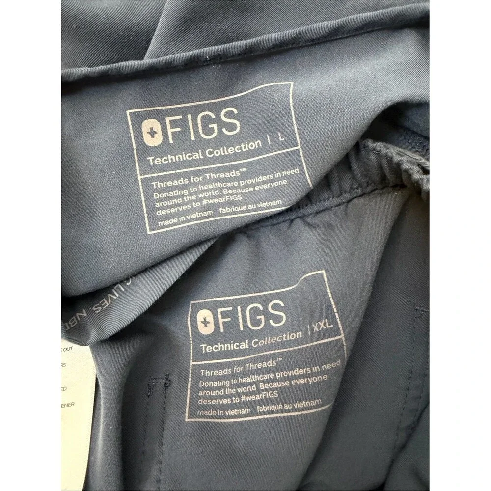 Figs Men’s Navy Medical Scrub Top and Drawstring Pants (top sz L) (pants Sz XXL)